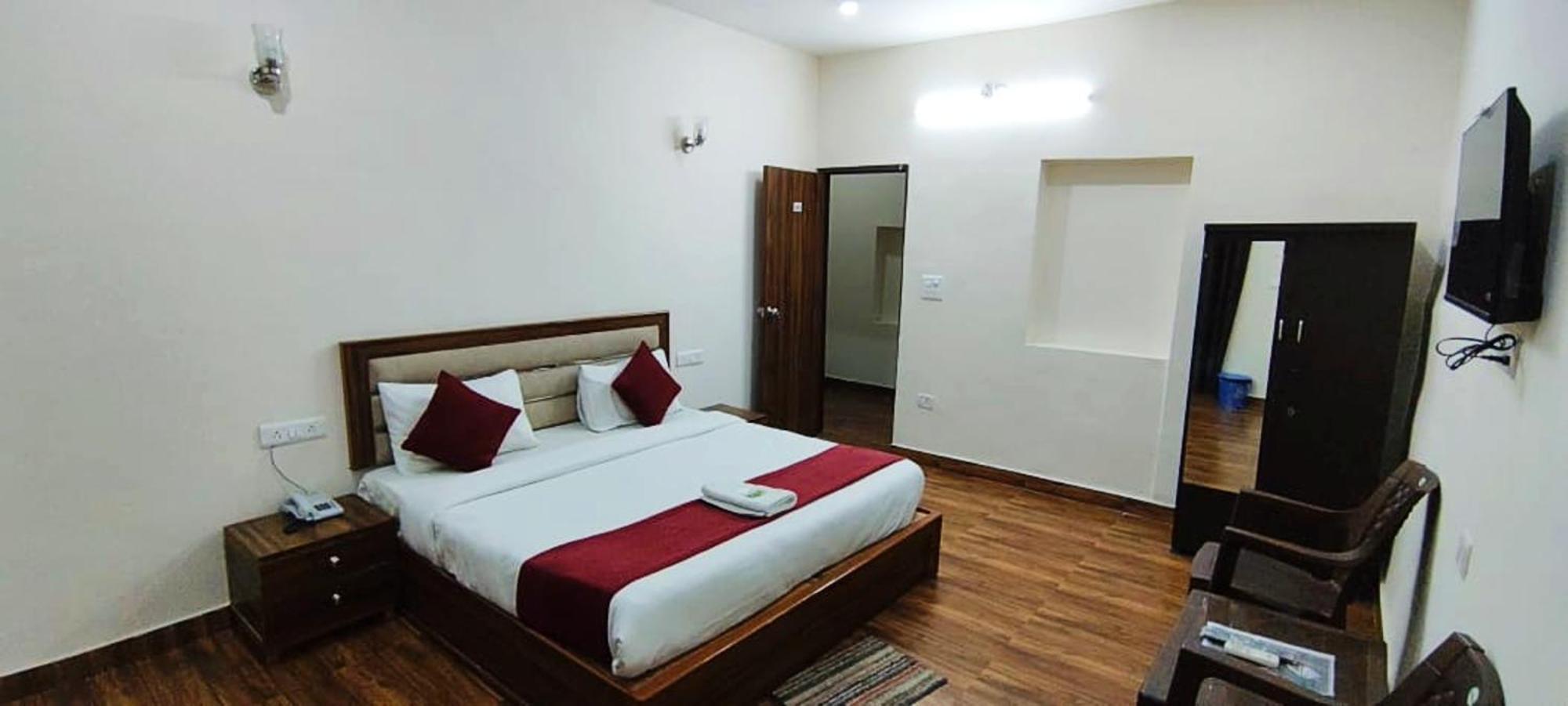 Luxury Rooms In Safdarjung Enclave Near Aiims & Safdarjung Hospital Nueva Delhi Exterior foto